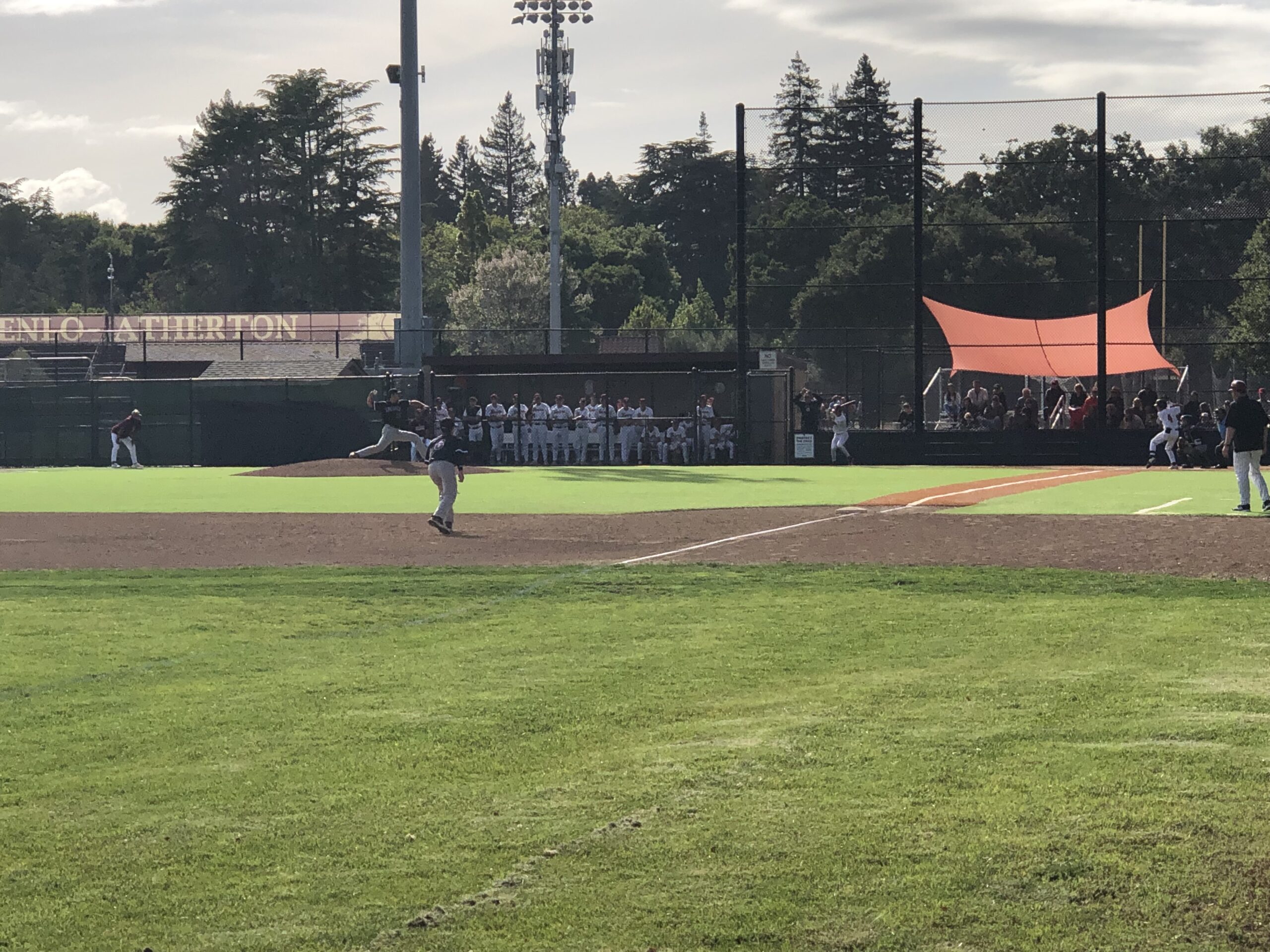 Baseball Team Edges Important Victory Over Sequoia