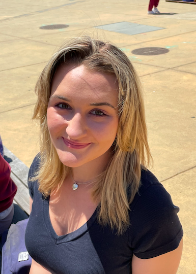 Senior Allison Hurley