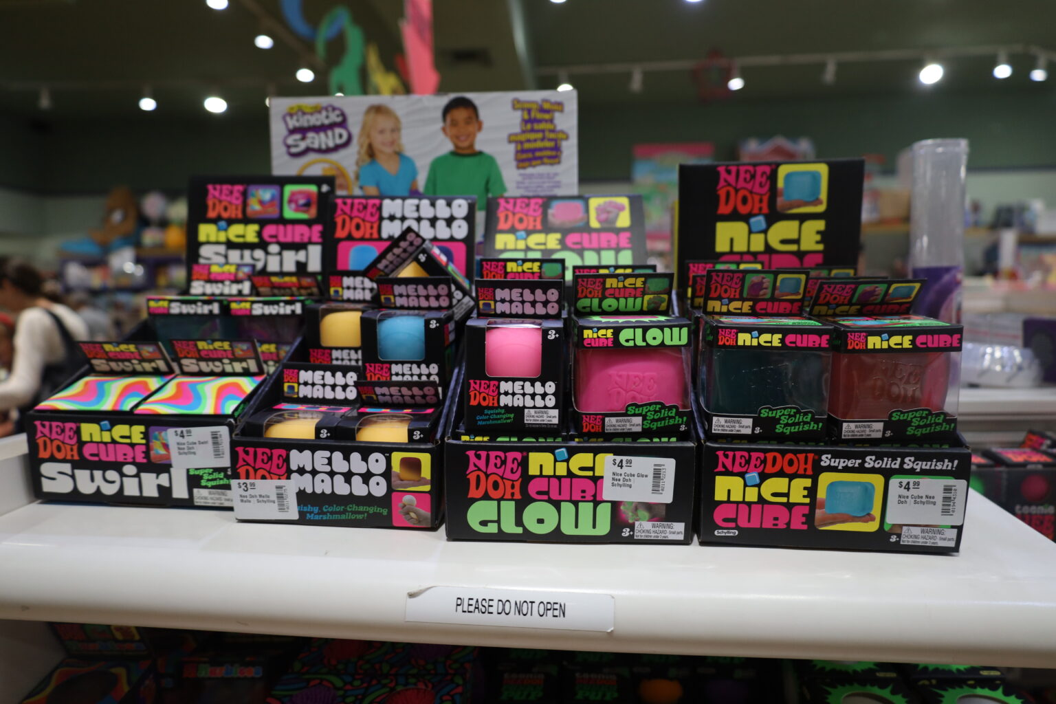 Small Fidgetlist Small Toys, Big Impact: How Fidgets are Taking Over Classrooms - M-A ...