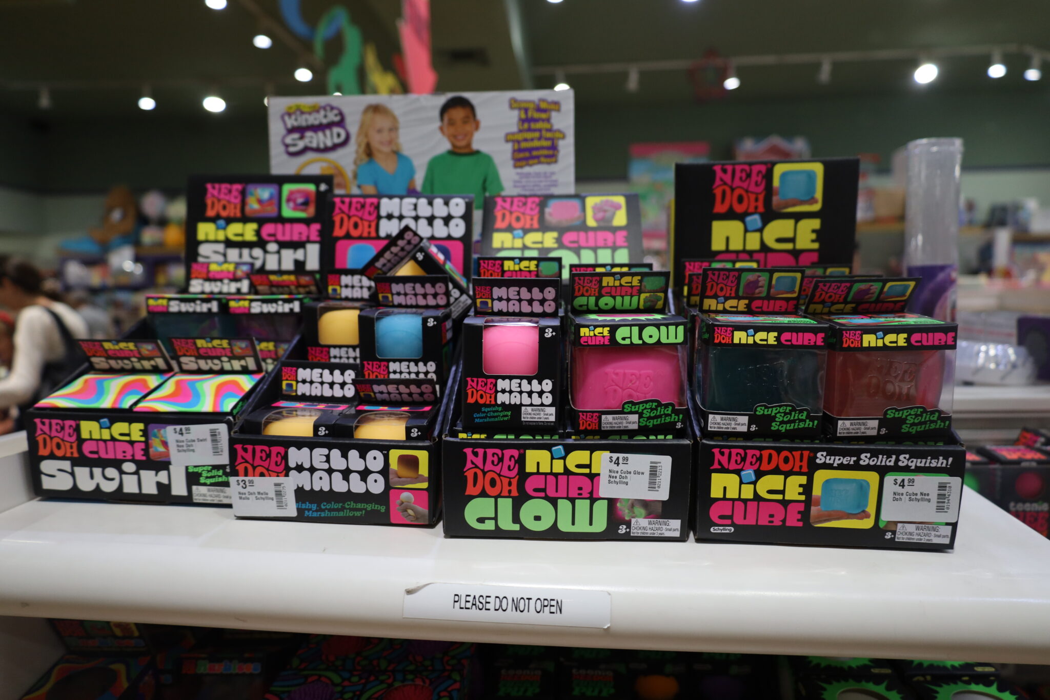 Small Fidgetlist Small Toys, Big Impact: How Fidgets are Taking Over Classrooms - M-A ...