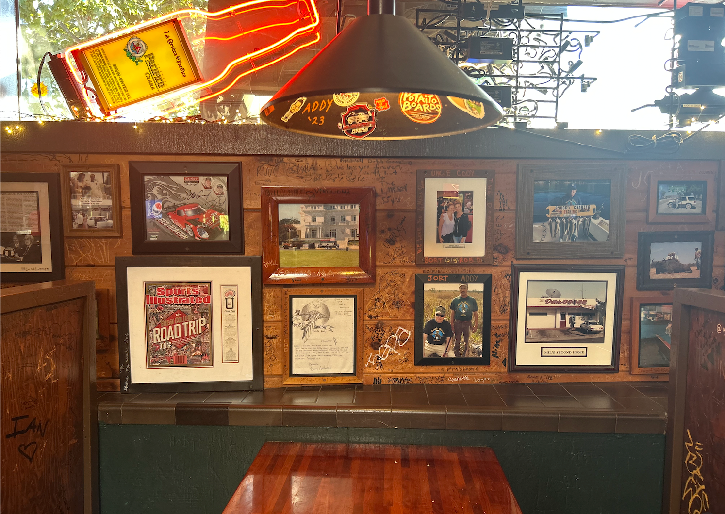 Dutch Goose Marks Six Decades in Menlo Park - M-A Chronicle