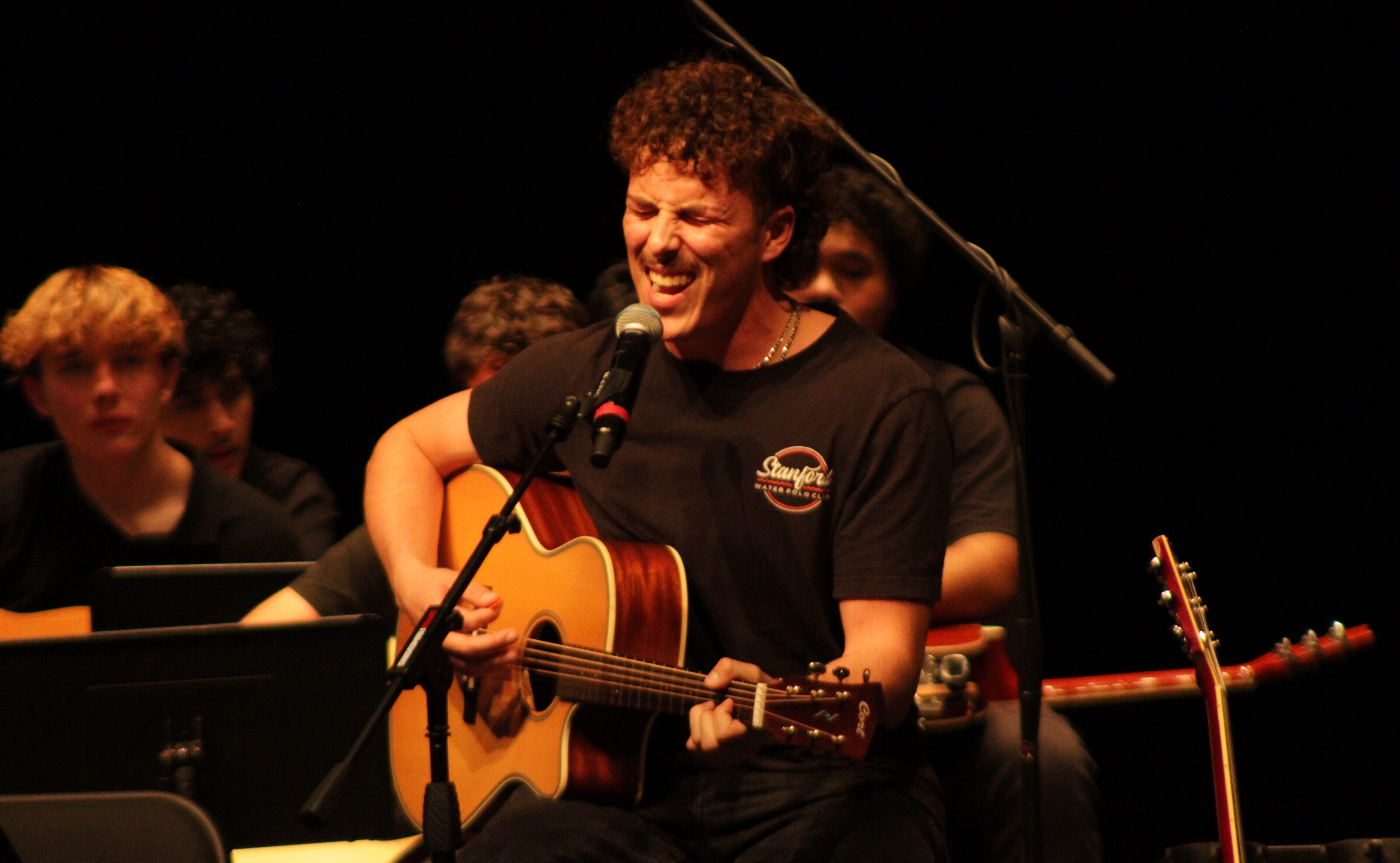 M-A Guitar Rocks the Stage at Winter Showcase / Alex Sanchez Jara